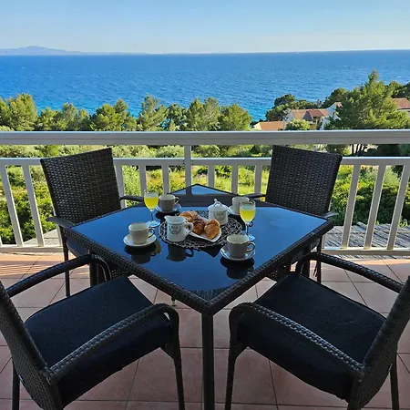 Sea And Pine * Ivan Dolac